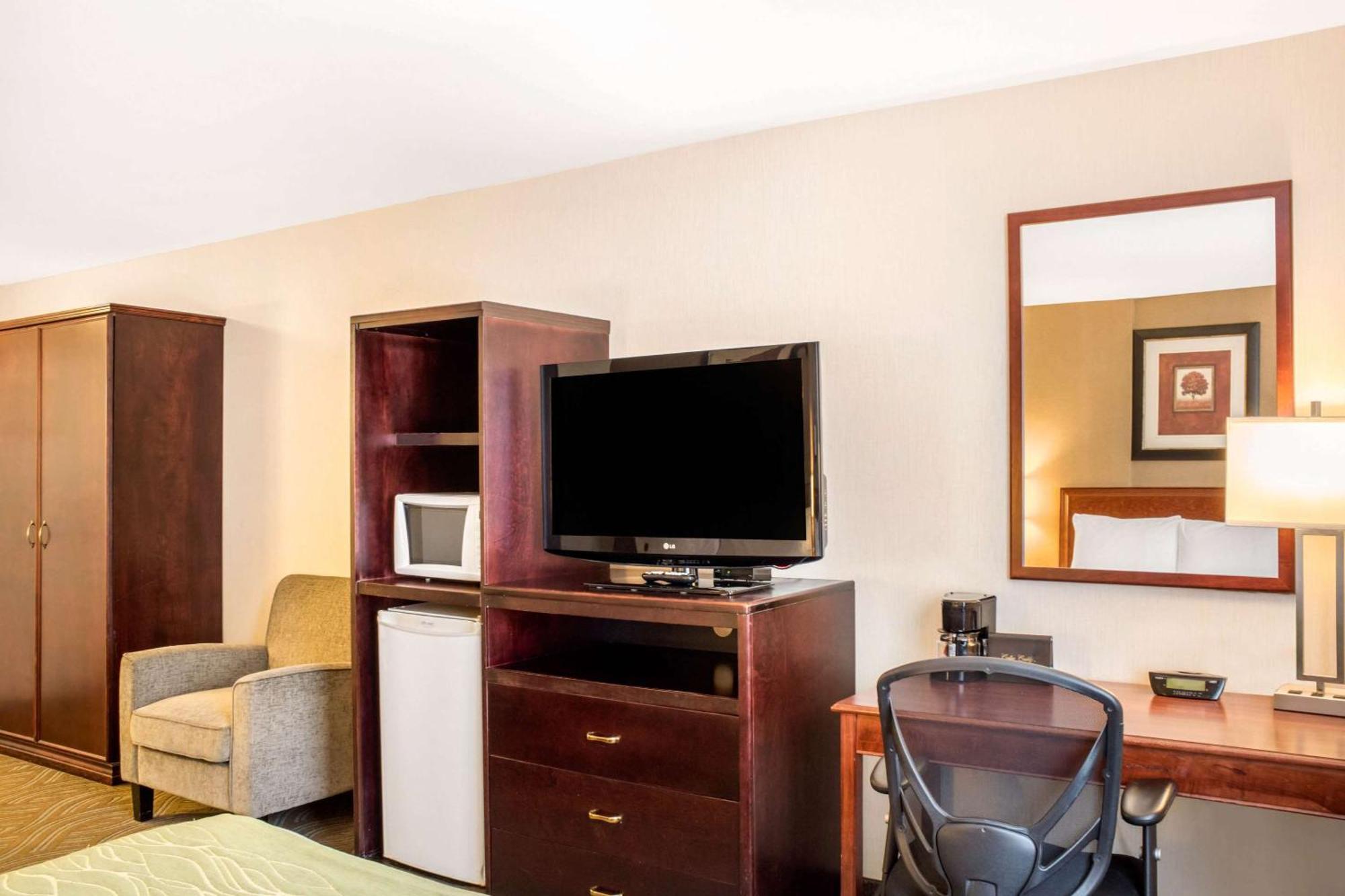 Comfort Inn Halifax Exterior foto